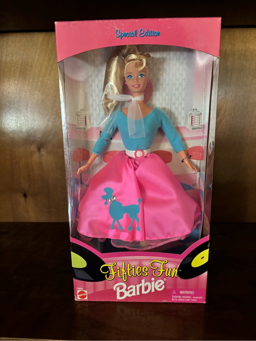 Vtg 1996 Barbie Fifties Fun Pink & Blue Poodle Skirt Doll